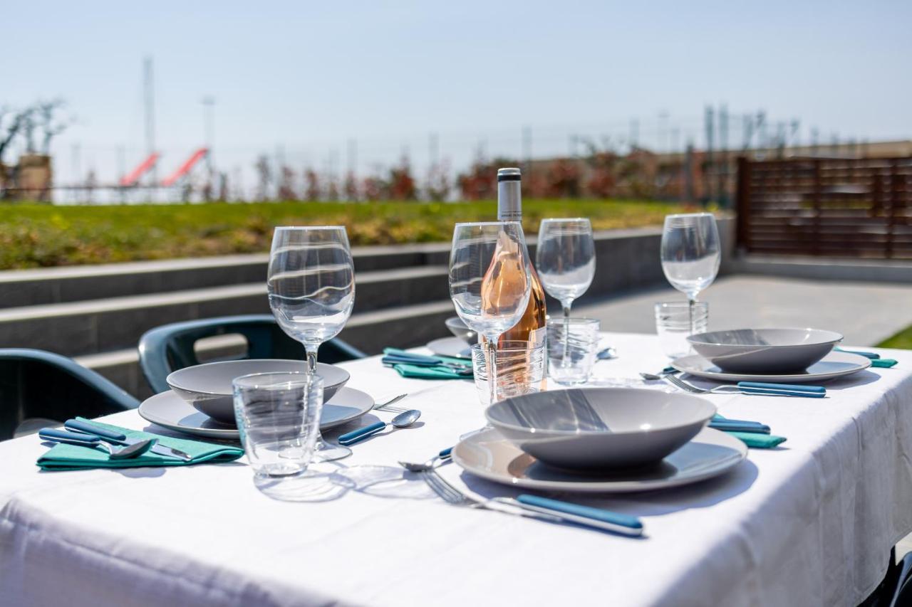 Aregai Marina Exclusive Seaside Apartments ซานตาสเตฟาโน อัล มาเร ภายนอก รูปภาพ