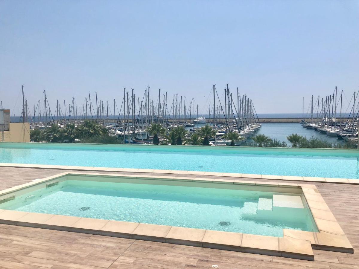 Aregai Marina Exclusive Seaside Apartments ซานตาสเตฟาโน อัล มาเร ภายนอก รูปภาพ
